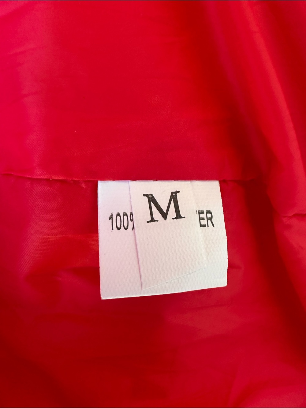 Red puffer vest - Picture 5 of 5